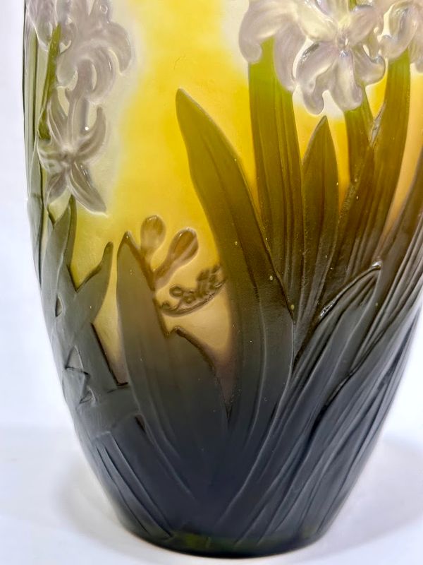 Emile Gallé Vase Soufflé Moulé Aux Jacinthes Antiquités Art Nouveau