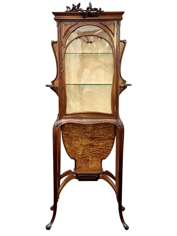 Georges Nowak Vitrine “Aux Coups de Fouet”